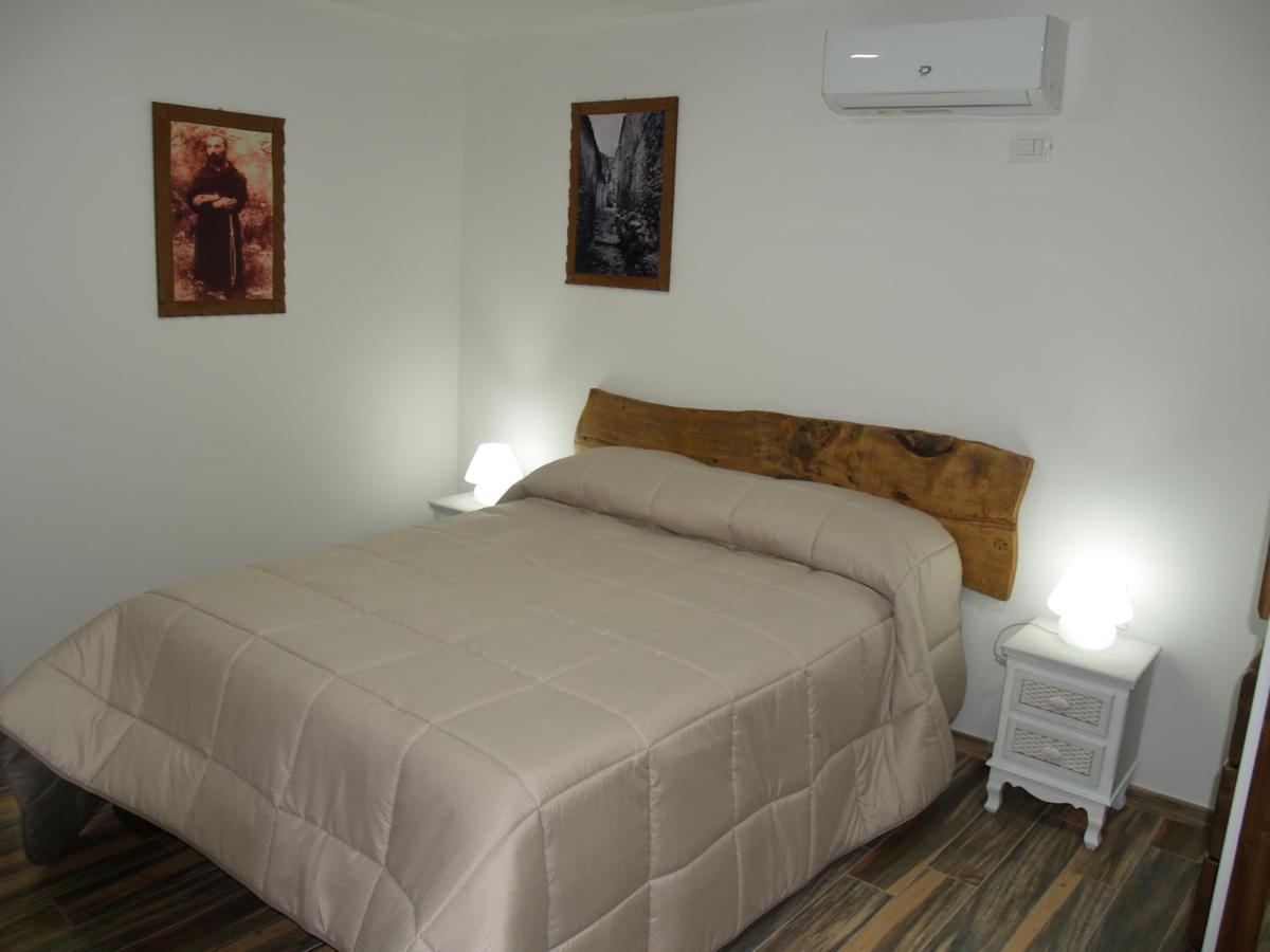Dimora Forgione B&B - Pietrelcina Extérieur photo