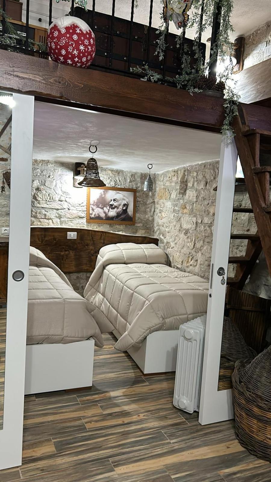 Dimora Forgione B&B - Pietrelcina Extérieur photo