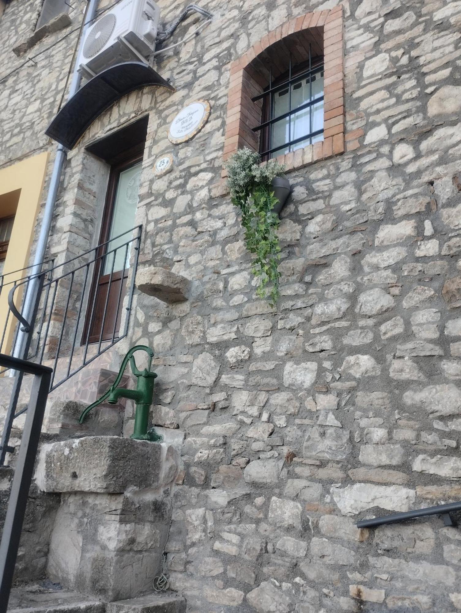Dimora Forgione B&B - Pietrelcina Extérieur photo
